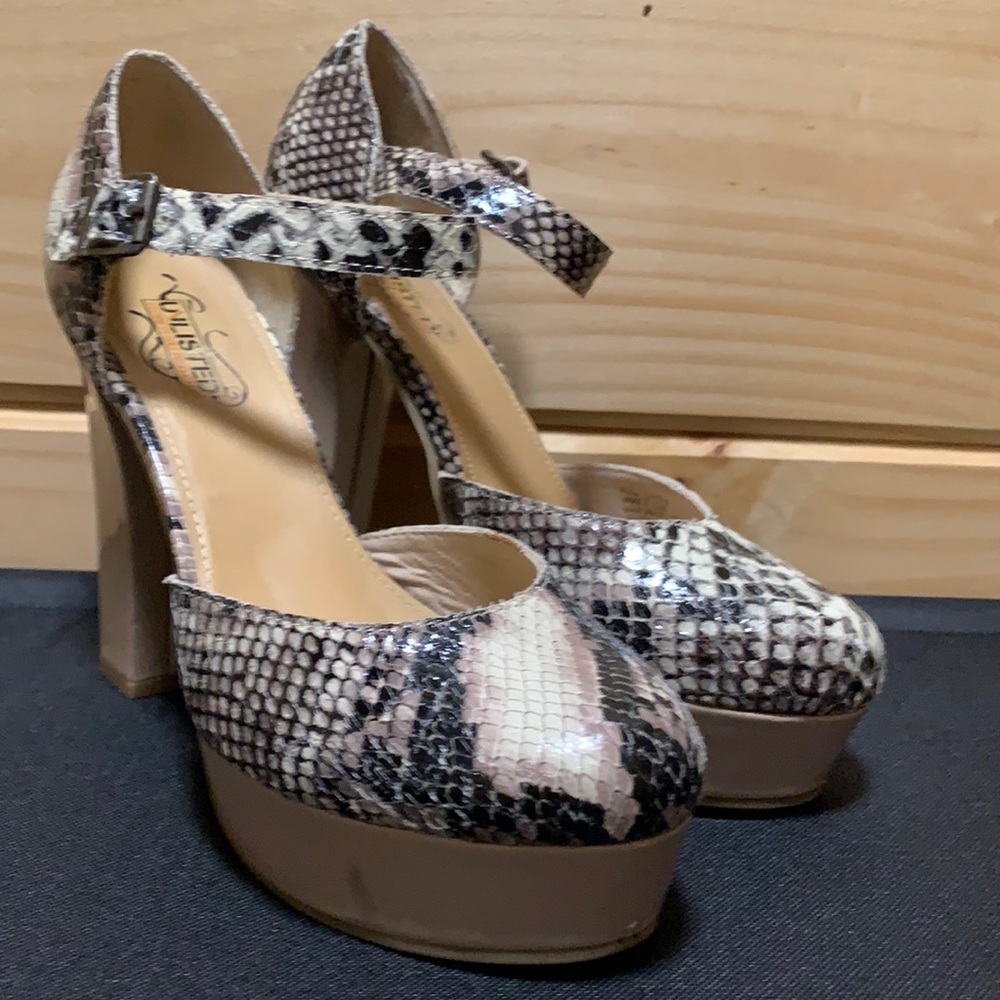 platform heels Unlisted by Kenneth Cole brand